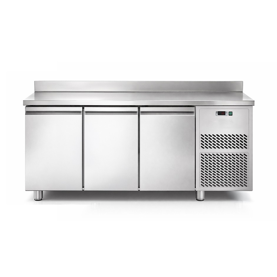 Mesa Refrigerada 3 puertas Peto 700 mm de profundidad 0°C/+10°C motor a distancia