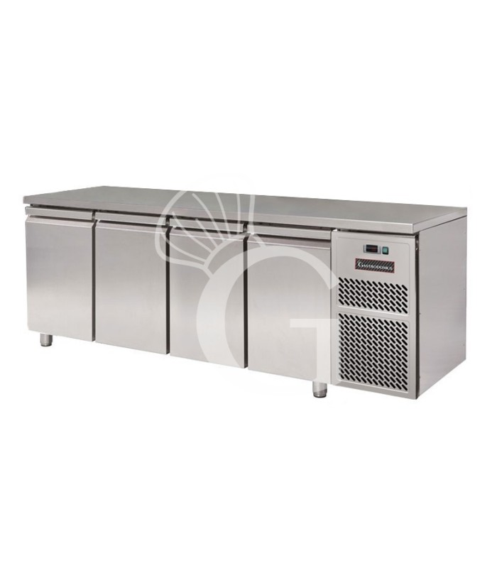 Mesa Refrigerada 4 puertas P 700 mm 0°C/+10°C motor a distancia, clase de eficiencia energética D