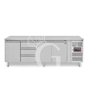 Mesa refrigerada 3 cajones y 3 puertas – 18 °C / – 22 °C – Profundidad 700 mm