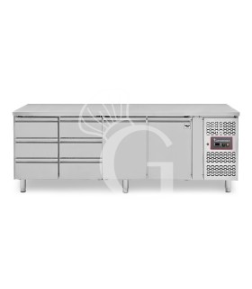 Mesa refrigerada 6 cajones 1/3 a la izquierda y 2 puertas – 18 °C / – 22 °C – Profundidad 700 mm.