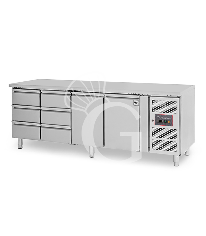 Mesa refrigerada 6 cajones 1/3 a la izquierda y 2 puertas – 18 °C / – 22 °C – Profundidad 700 mm.