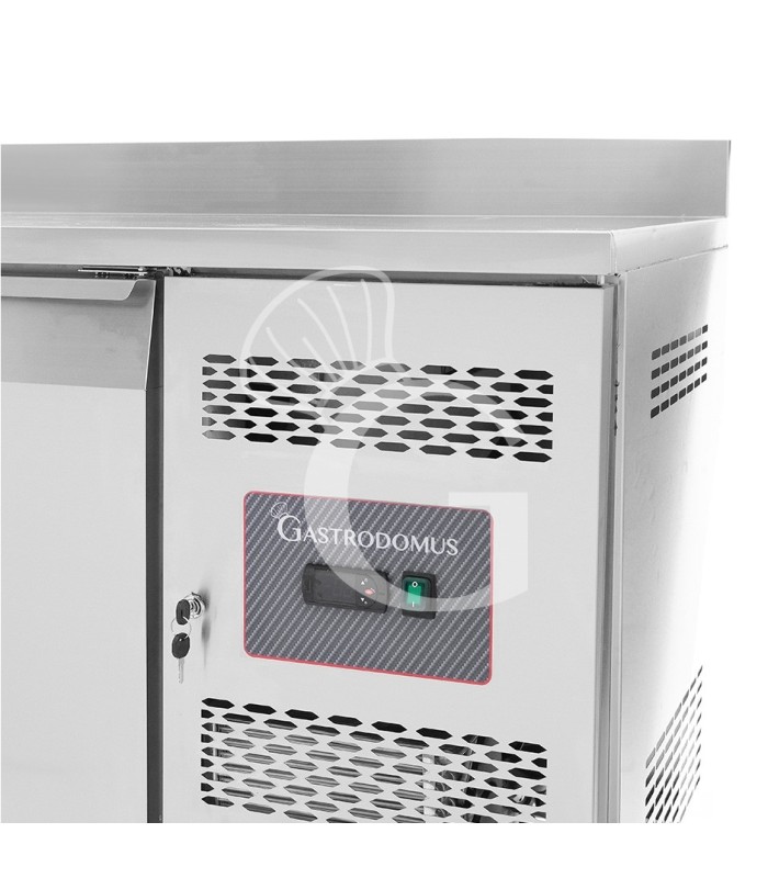 Mesa refrigerada 3 puertas con alzatina 0°C/+8°C – Clase energética A – Profundidad 600 mm