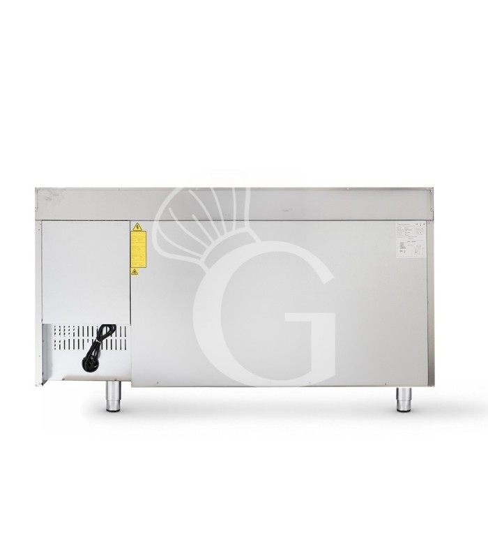 Mesa refrigerada 3 puertas con alzatina 0°C/+8°C – Clase energética A – Profundidad 700 mm