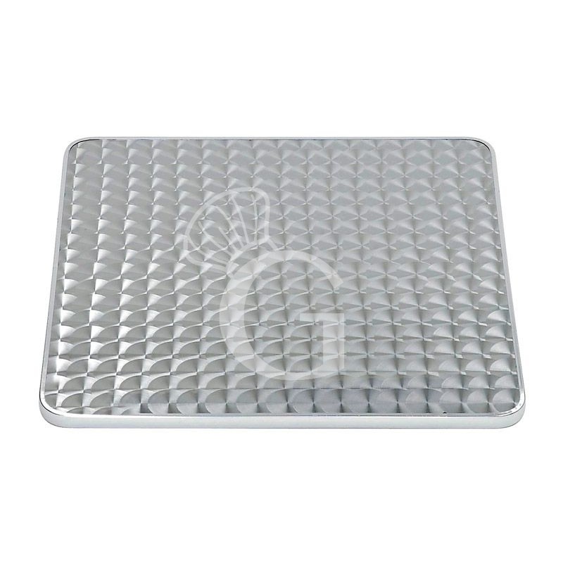 Tablero cuadrado de acero para exterior - dimensiones 700 mm x 700 mm