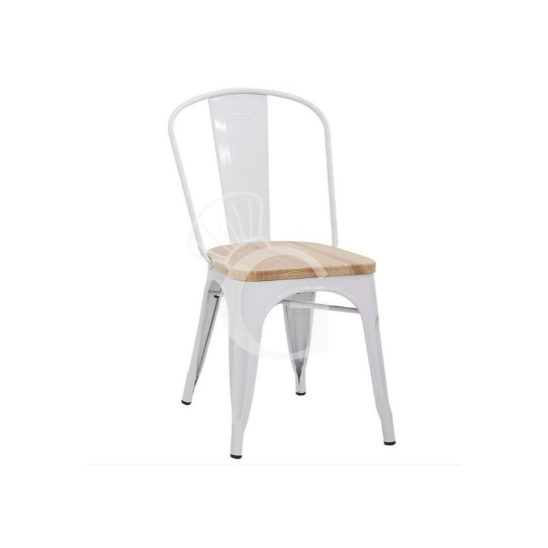Silla Milonga con estructura de metal pintado, asiento de madera y respaldo de metal pintado