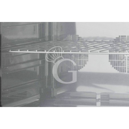 Horno eléctrico de convección para cruasanes, humidificador, apertura lateral, controles mecánicos, monofásico 4 bandejas GN2/3 Horno eléctrico de convección para cruasanes, humidificador, apertura lateral, controles mecánicos, monofásico 4 bandejas GN2/3