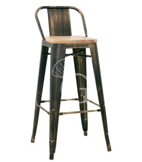 Taburete Race con estructura y respaldo de metal pintado con efecto antiguo, asiento de madera
