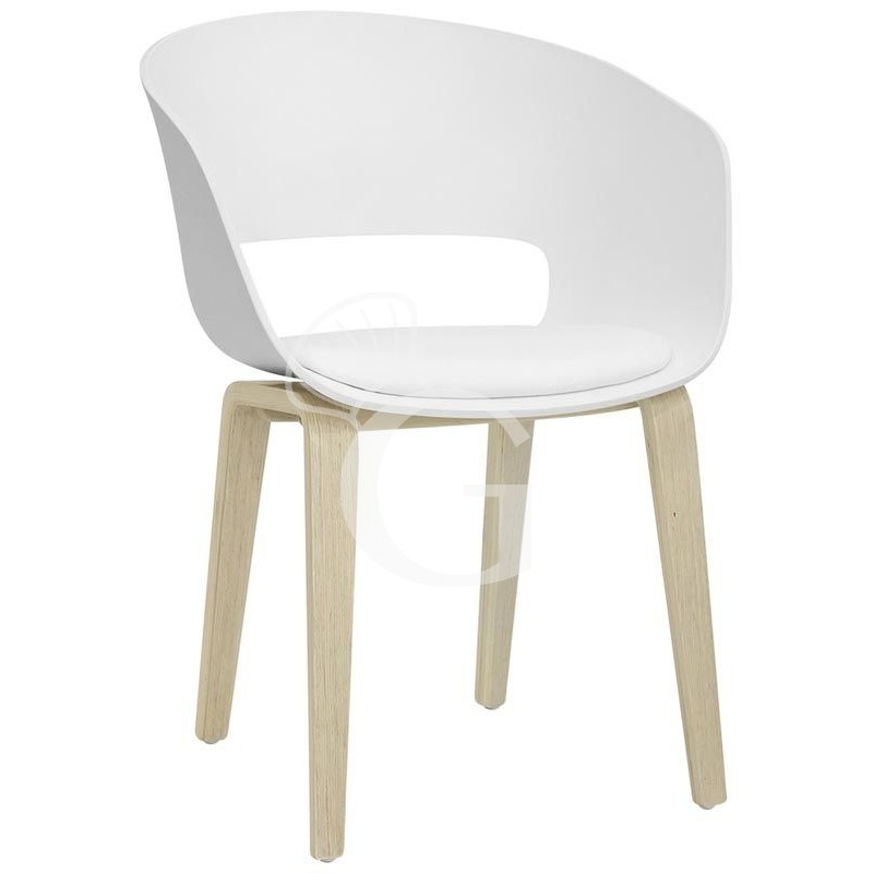 Silla Zeta con estructura de madera, carcasa de polipropileno y cojín de cuero sintético