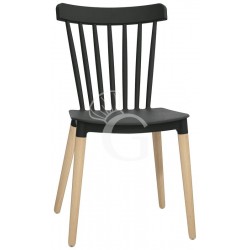 Silla Elena con patas de madera, asiento y respaldo de polipropileno