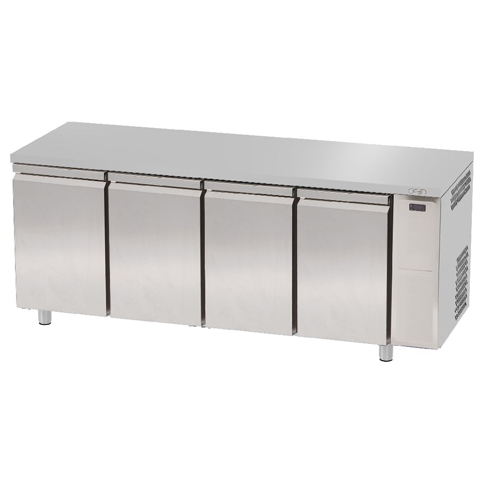 Mesa Refrigerada 4 puertas P 700 mm 0°C/+10°C motor a distancia, clase de eficiencia energética D