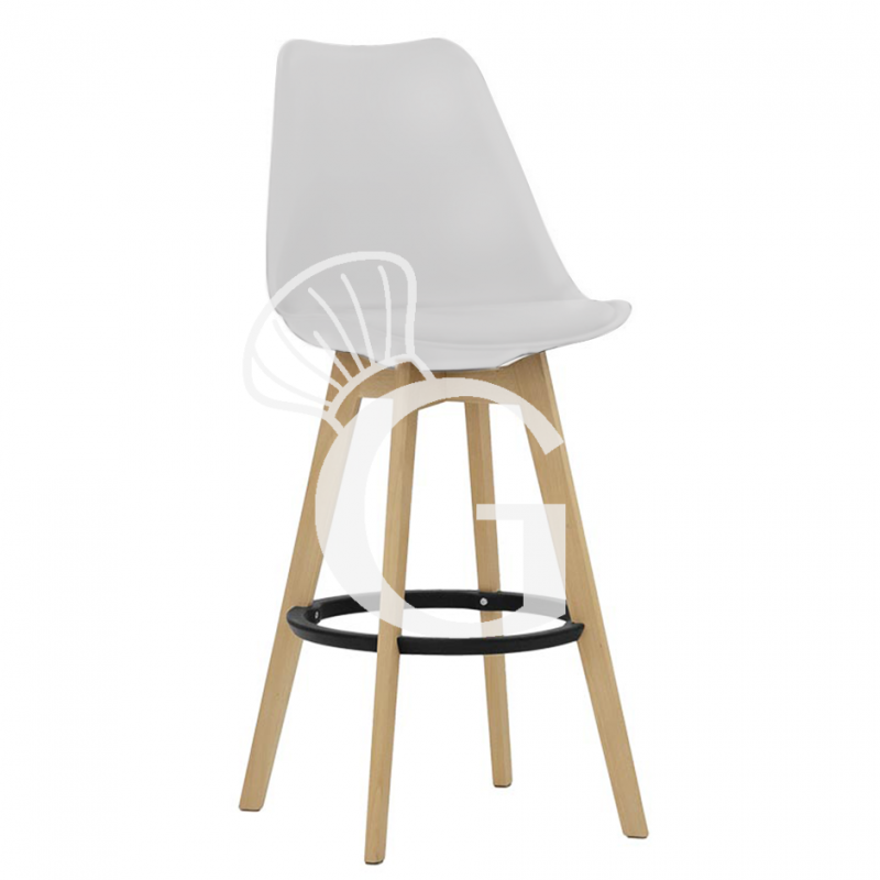 Taburete Ghibli con estructura de roble, carcasa de polipropileno y asiento de cuero sintético