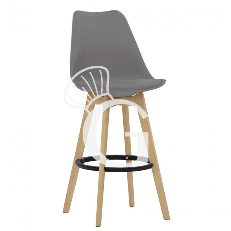 Taburete Ghibli con estructura de roble, carcasa de polipropileno y asiento de cuero sintético
