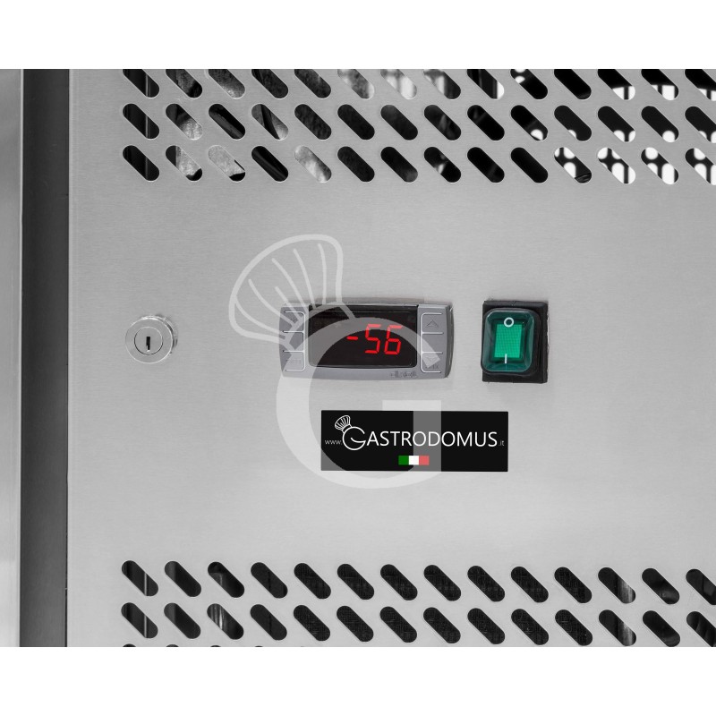 Mesa Refrigerada 3 cajones 2 puertas 700 mm -2°C/+8°C peto trasero