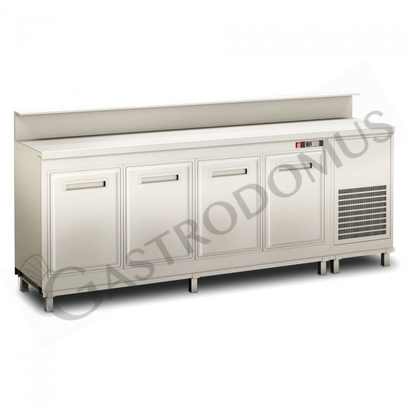 Frente mostrador refrigerado con motor incorporado, temperatura +4°C/+8°C, L 2500 mm x P 670 mm x A 920 mm