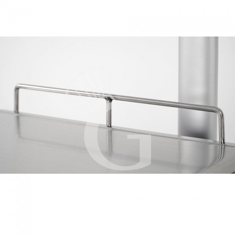 Báscula comercial con columna e impresora capacidad de 30 kg con una precisión de 5/10 g. L 370 mm x P 410 mm x A 470 mm
