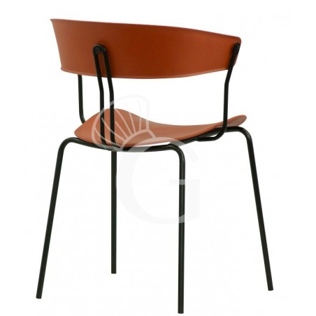 Silla Diana con estructura de metal barnizado, asiento y respaldo de polipropileno Silla Diana con estructura de metal barnizado, asiento y respaldo de polipropileno