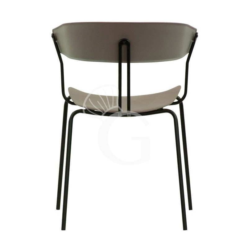 Silla Diana con estructura de metal barnizado, asiento y respaldo de polipropileno