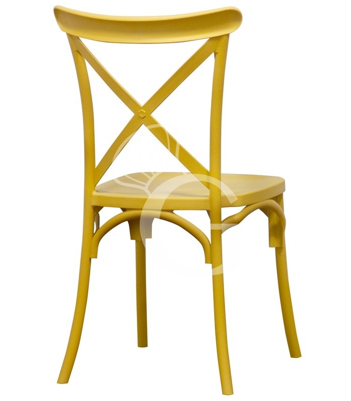 Silla Milly con estructura, asiento y respaldo de polipropileno