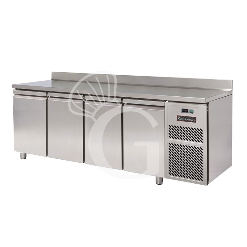 Mesa refrigerada 4 puertas Peto 700 mm de profundidad 0°C/+10°C clase de eficiencia energética C