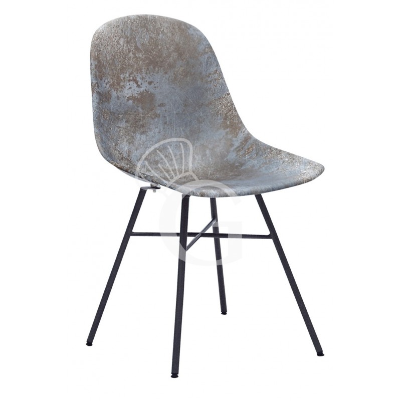 Silla con estructura de metal barnizado y ABS Silla con estructura de metal barnizado y ABS