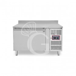 Mesa Refrigerada de 2 Puertas con Peto 600 mm de profundidad -2°C/+8°C Clase de eficiencia energética B