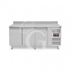 Mesa Refrigerada 3 Puertas con Peto 600 mm de profundidad -2°C/+8°C Clase de eficiencia energética C