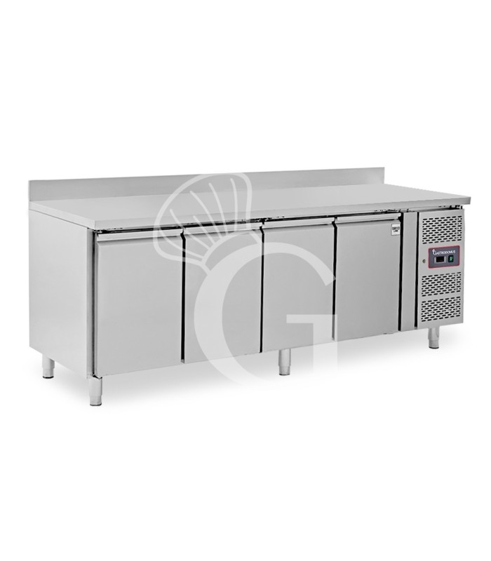 Mesa refrigerada de 4 puertas con peto trasero, profundidad 600 mm, -2 °C/+8 °C, clase energética B