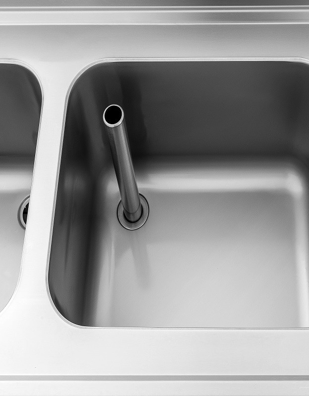 Fregadero 2 puertas , 2 senos, escurridor a la dcha  L1900 mm x L 700 mm x H 965 mm - orificio  grifo Ø 32 mm. de la cubeta