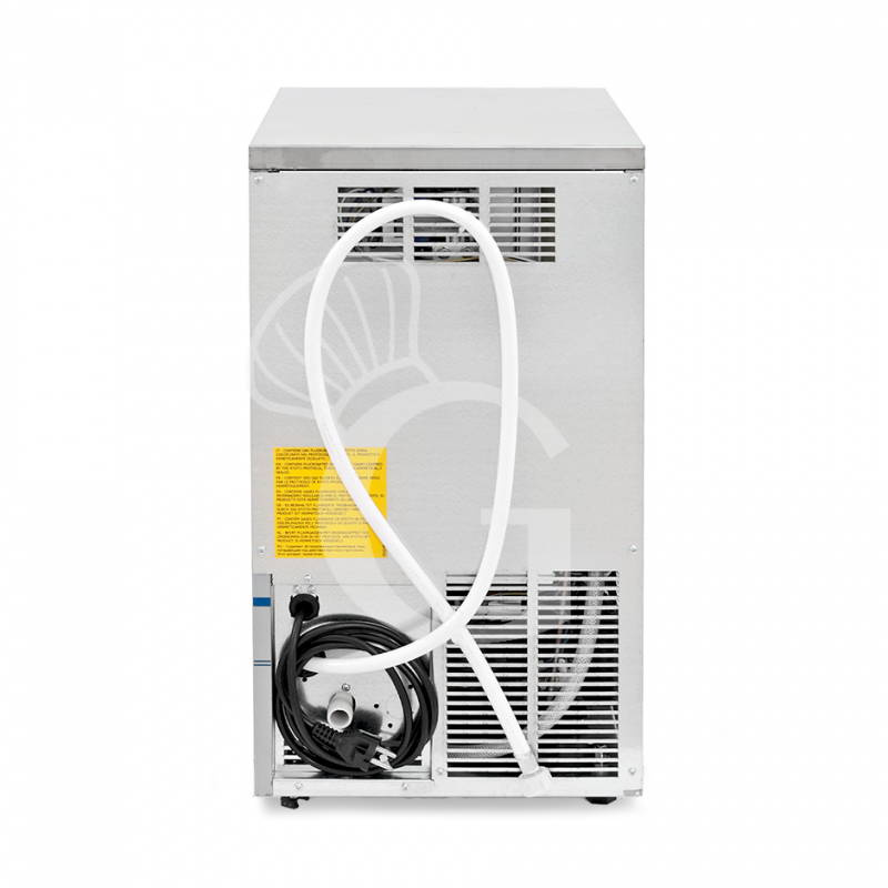 Fabricador de hielo monofásico, cubo macizo kg 30/24h. , enfriamiento por agua o por aire