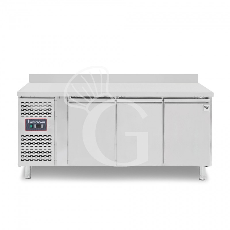 Mesa refrigerada 3 puertas, peto 700 mm de profundidad +2°C/+8°C motor a la izquierda, clase de eficiencia energética B